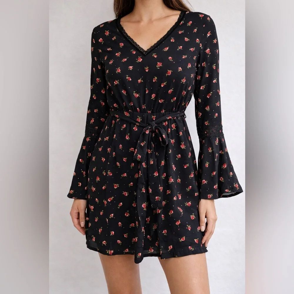 Womens S Floral Romper Dress Boho Cottagecore Bell Sleeve Tie Waist Romantic